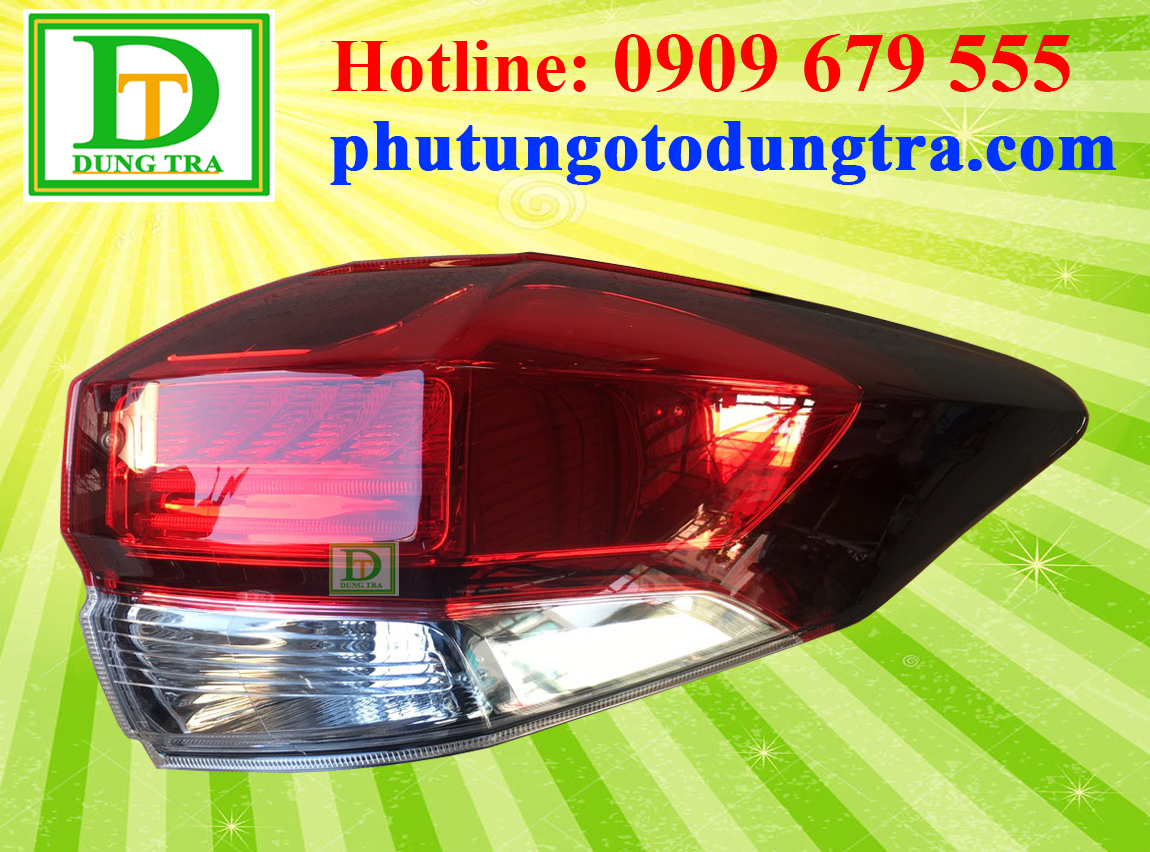 Đ&egrave;n l&aacute;i sau Toyota Rush